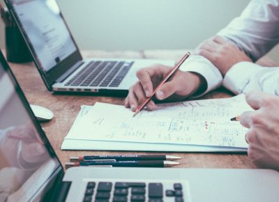 Ainda dá tempo da sua empresa aderir à MP 1.045/21. Baixe os modelos de contratos