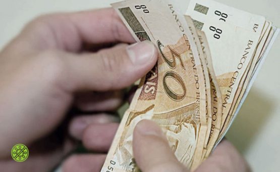 Trabalhadores sem renda formal poderão receber benefício por três meses